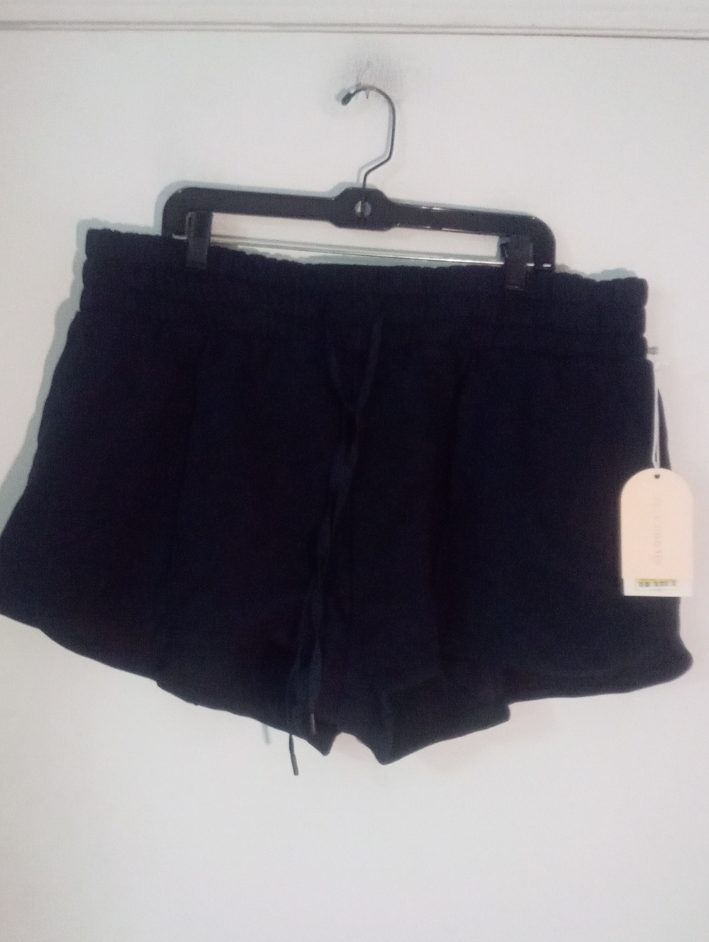 * Logilates Black Elastic-Waist Drawstring Shorts 1X Plus NWT $35
